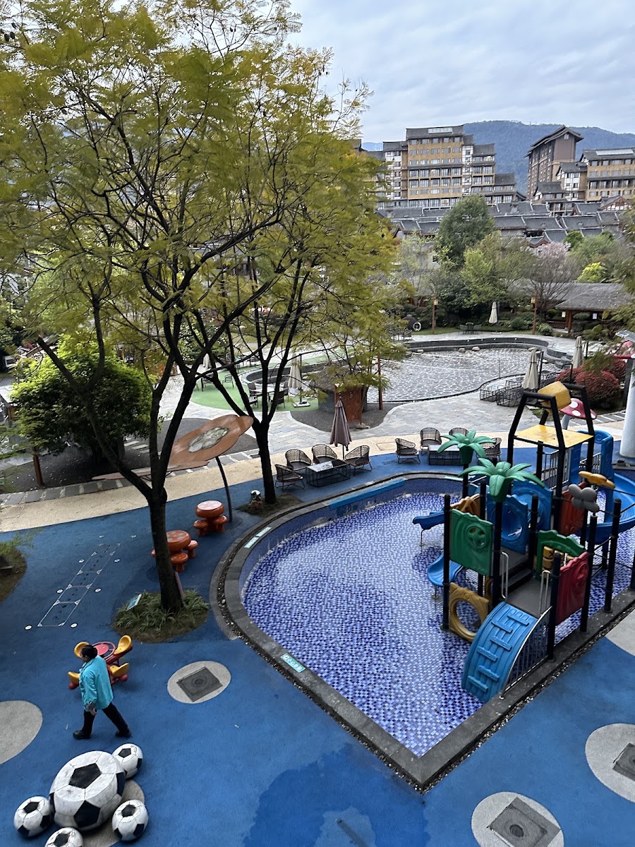 Emeishan Yinxiang Yuquanwan Hotel