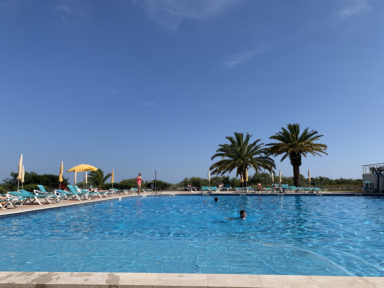 Golden Club Cabanas