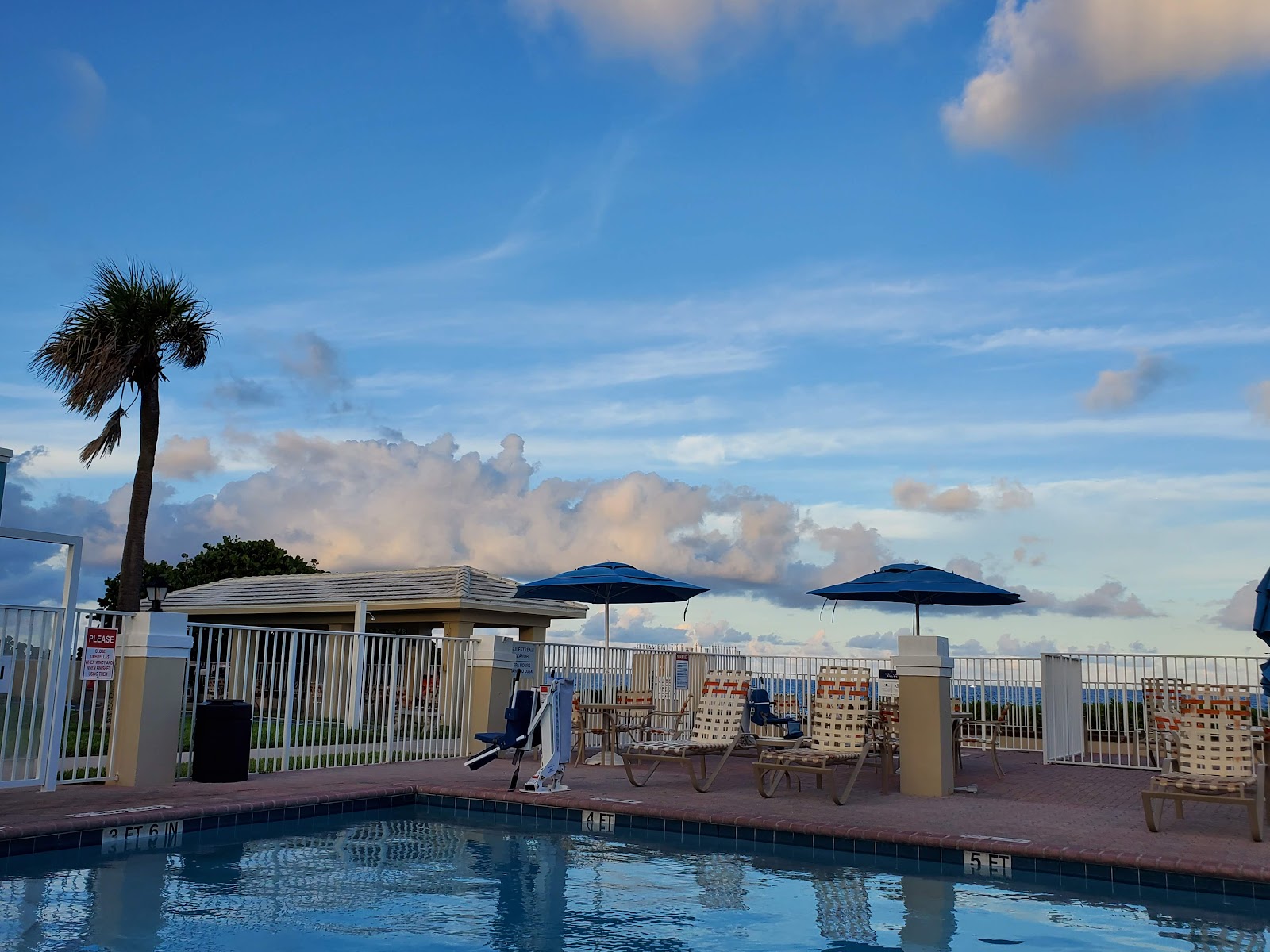 Gulfstream Manor