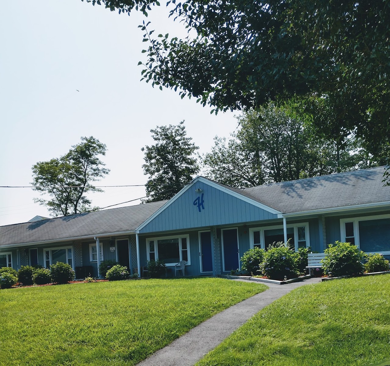 Holiday Vacation Condominiums