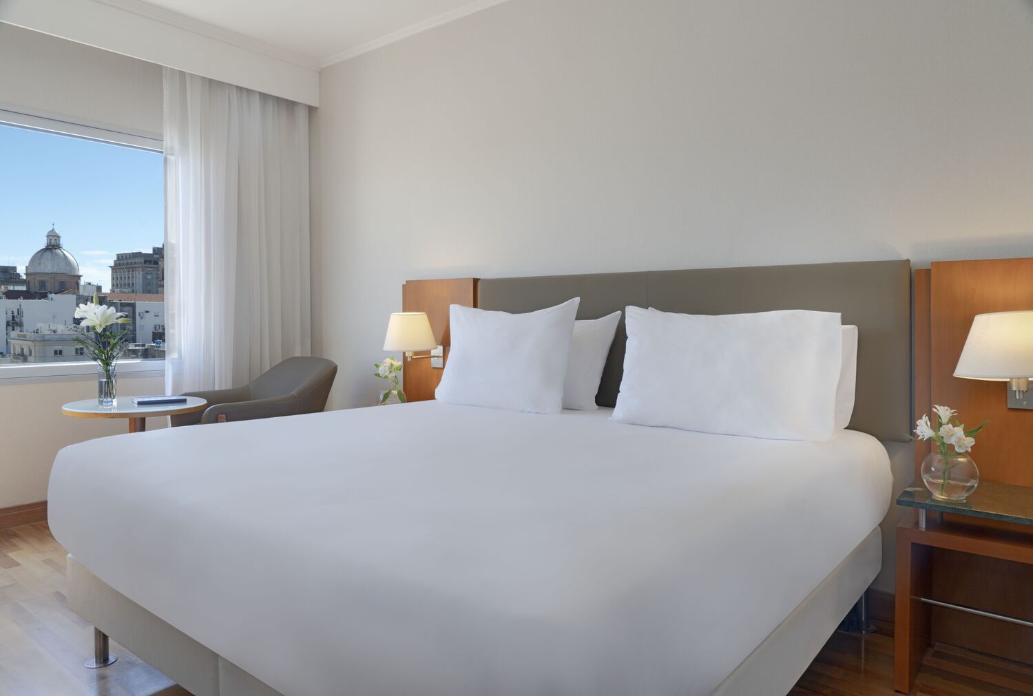 Hotel Nh Columbia
