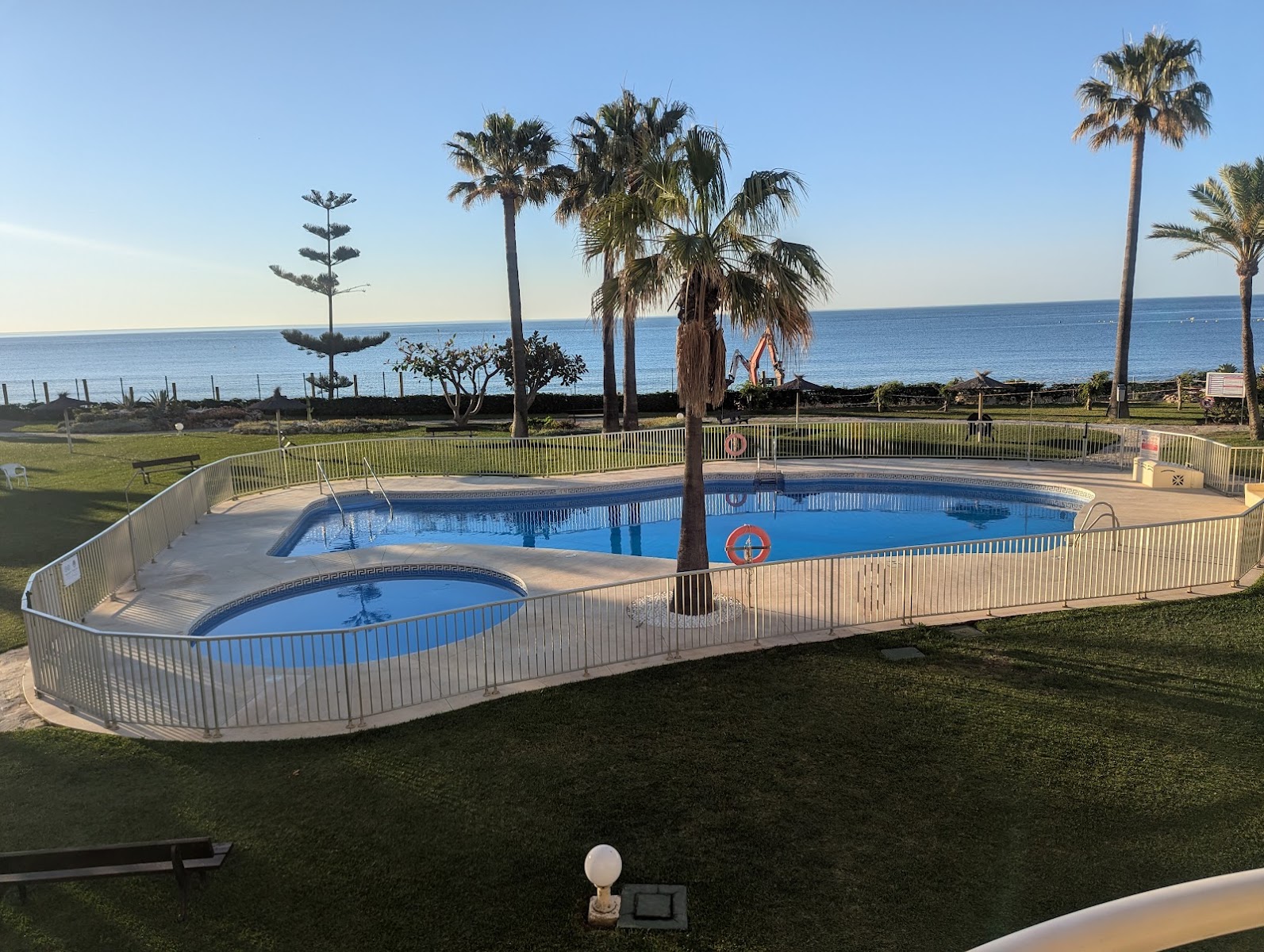 Las Mimosas Beach Club