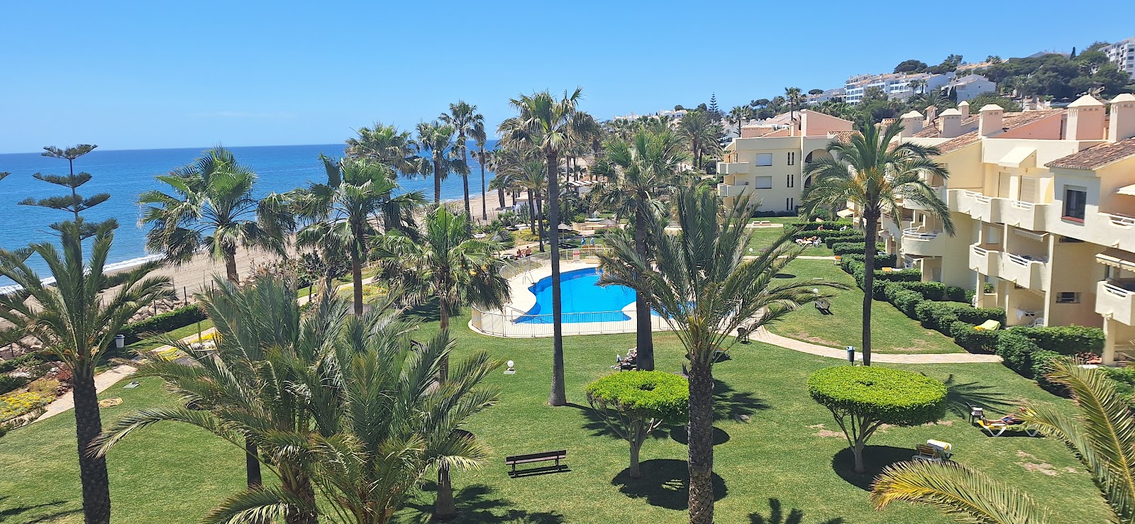 Las Mimosas Beach Club
