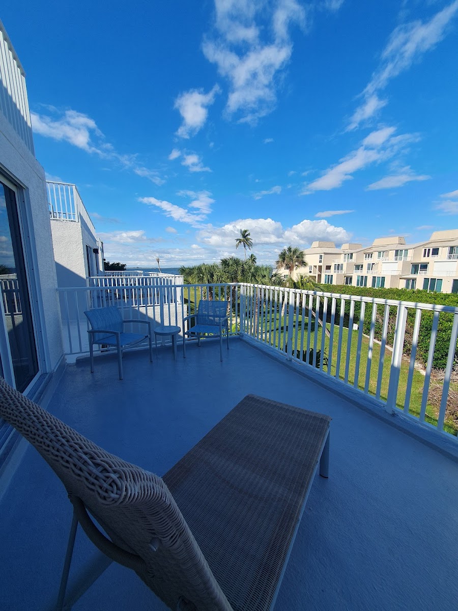 Lighthouse Resort and Club