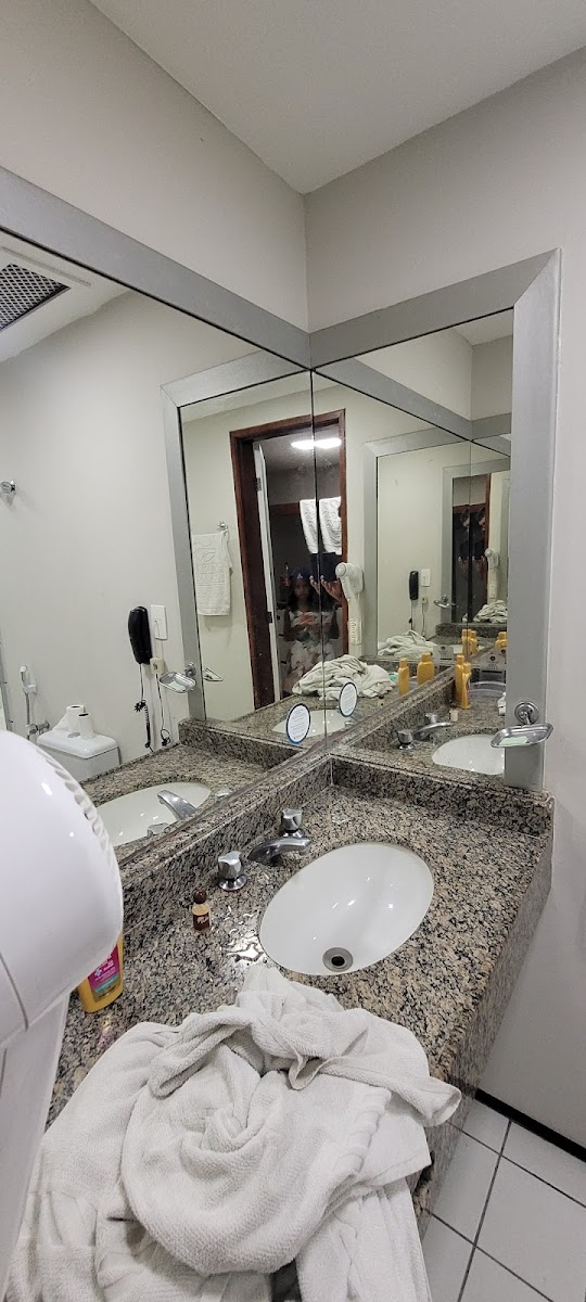 Marina Park Hotel