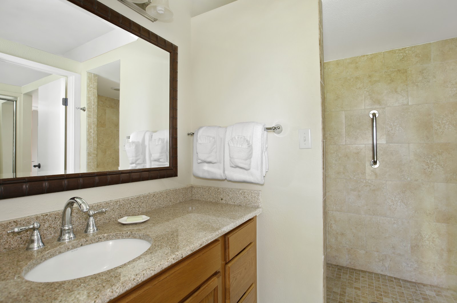 Makai Club Cottages