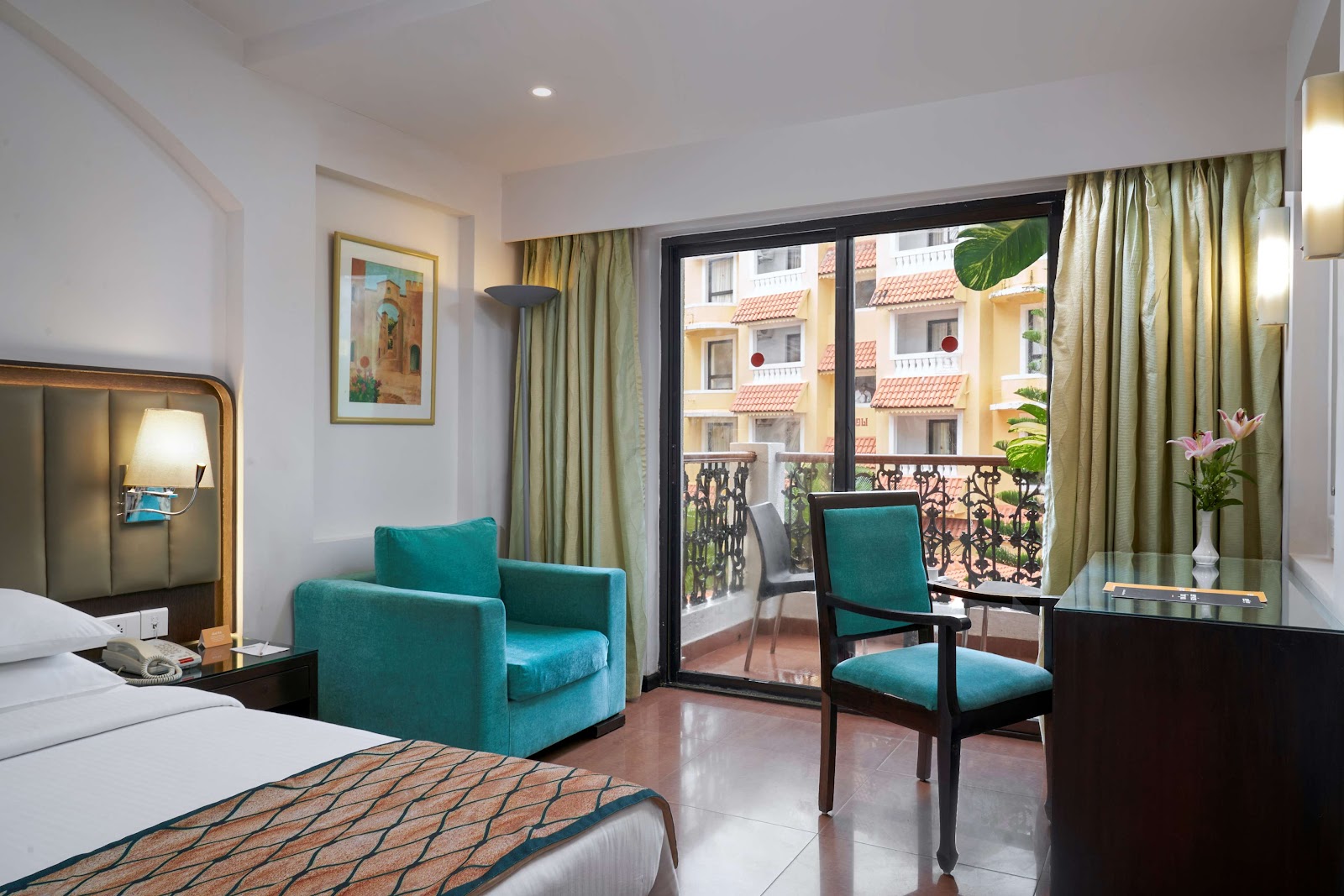 Phoenix Resort Sequera Vado Opposite Health Centre