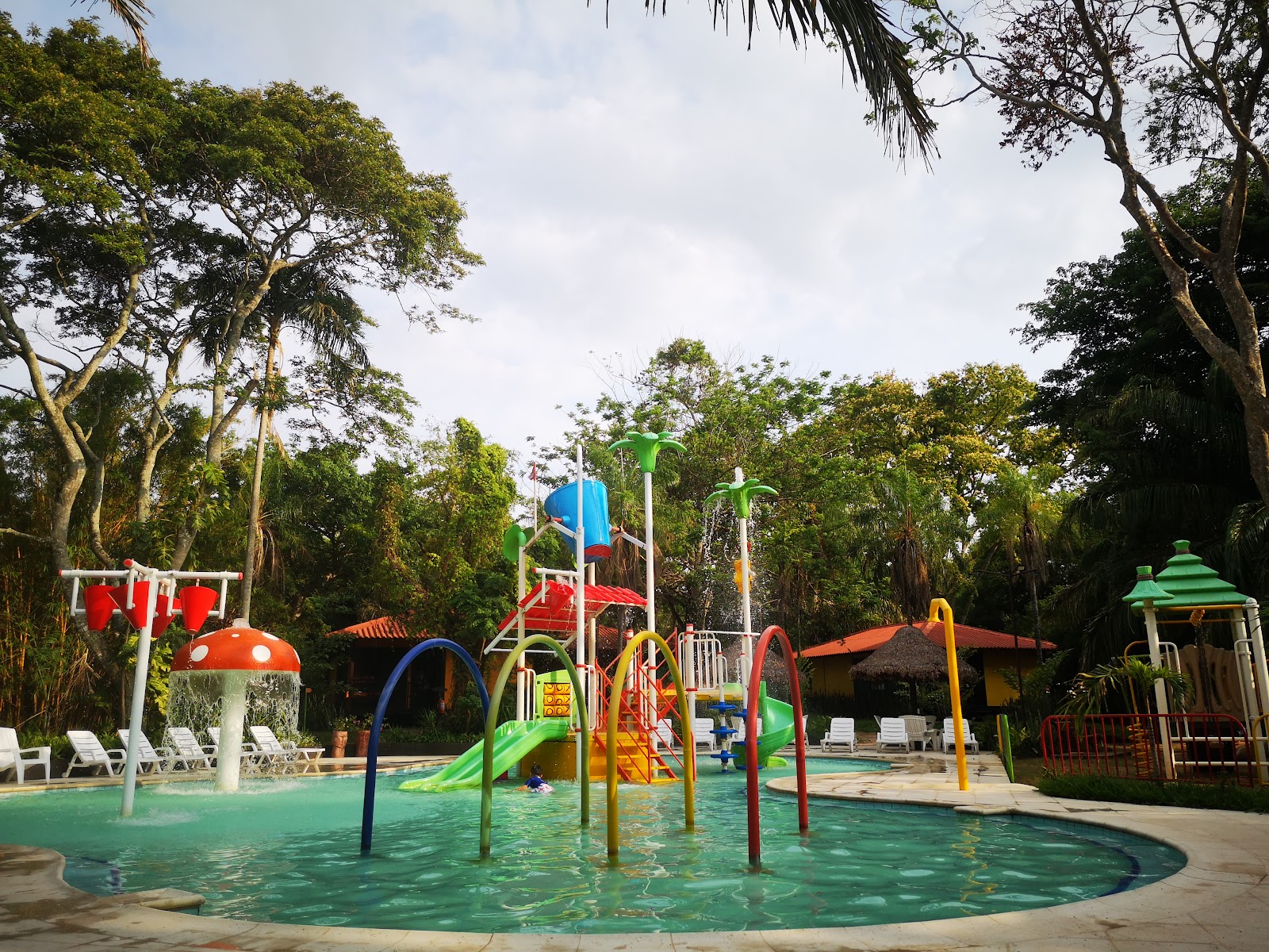Río Selva Resort Santa Cruz