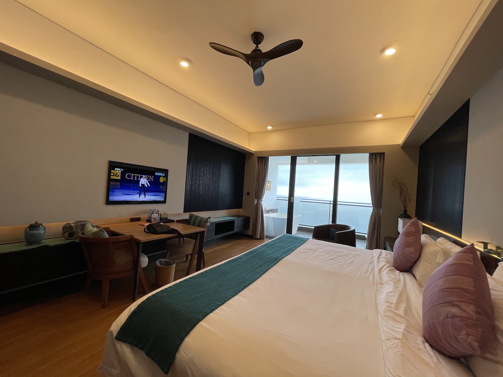 Sandalwoods Resort & Spa Dongshanhai Gangkou Town