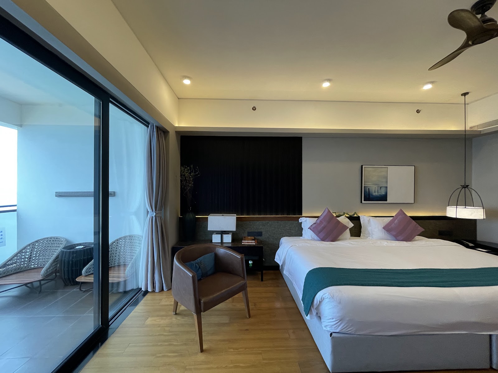 Sandalwoods Resort & Spa Dongshanhai Gangkou Town