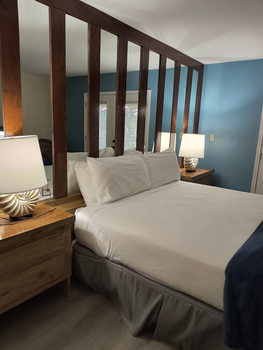 Sapphire Resorts @ Royal Holiday Beach Resort
