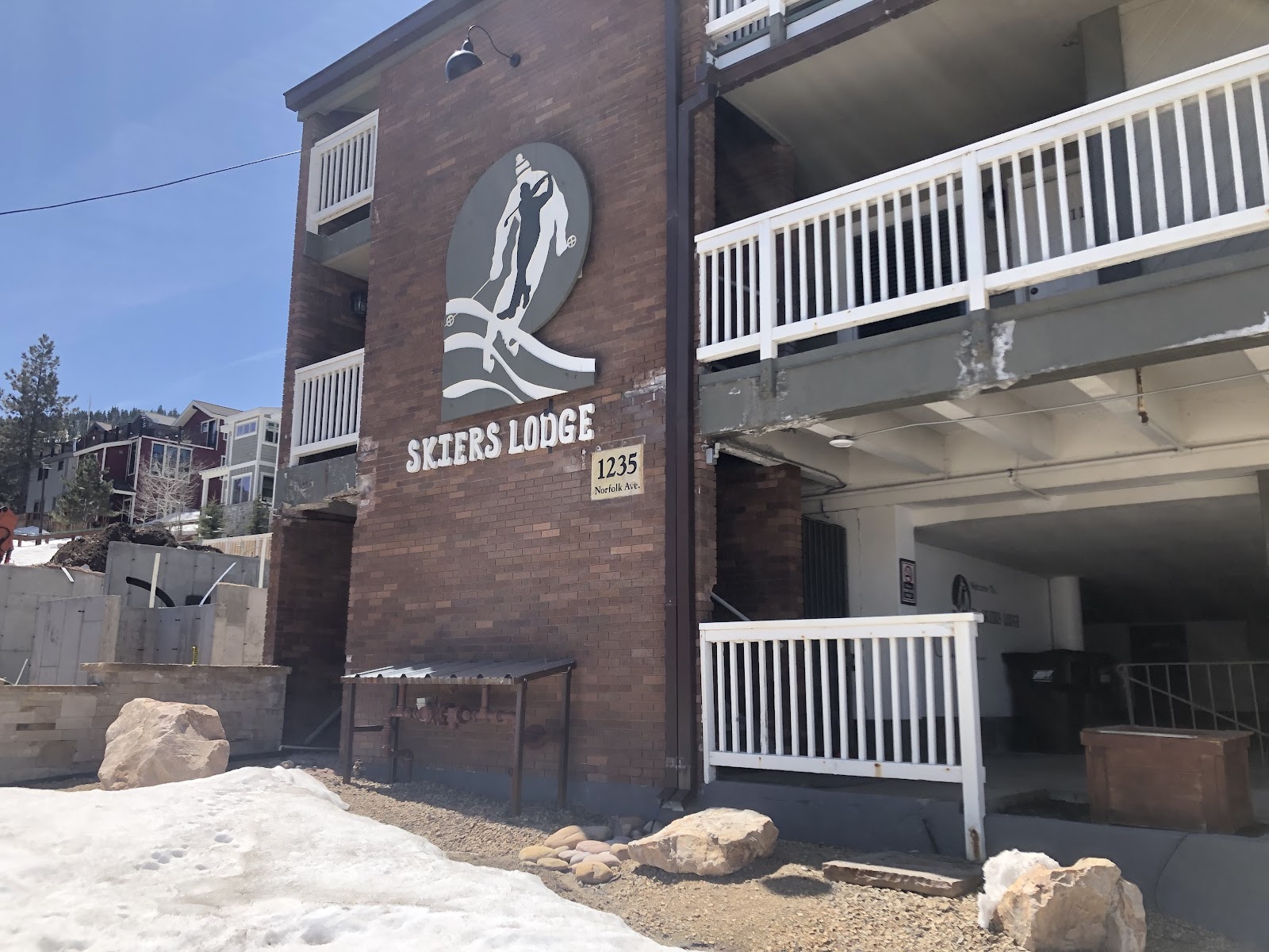 Skiers Lodge