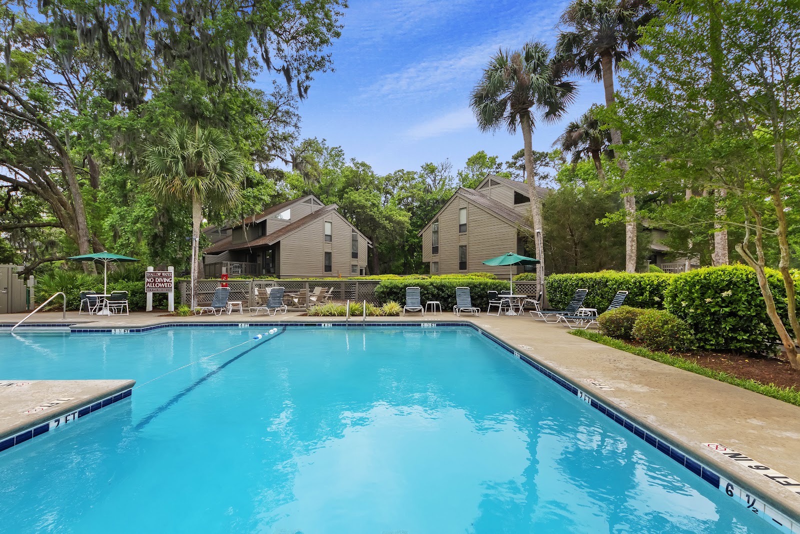 Spicebush at Sea Pines Resort Harbour Town Yacht Club