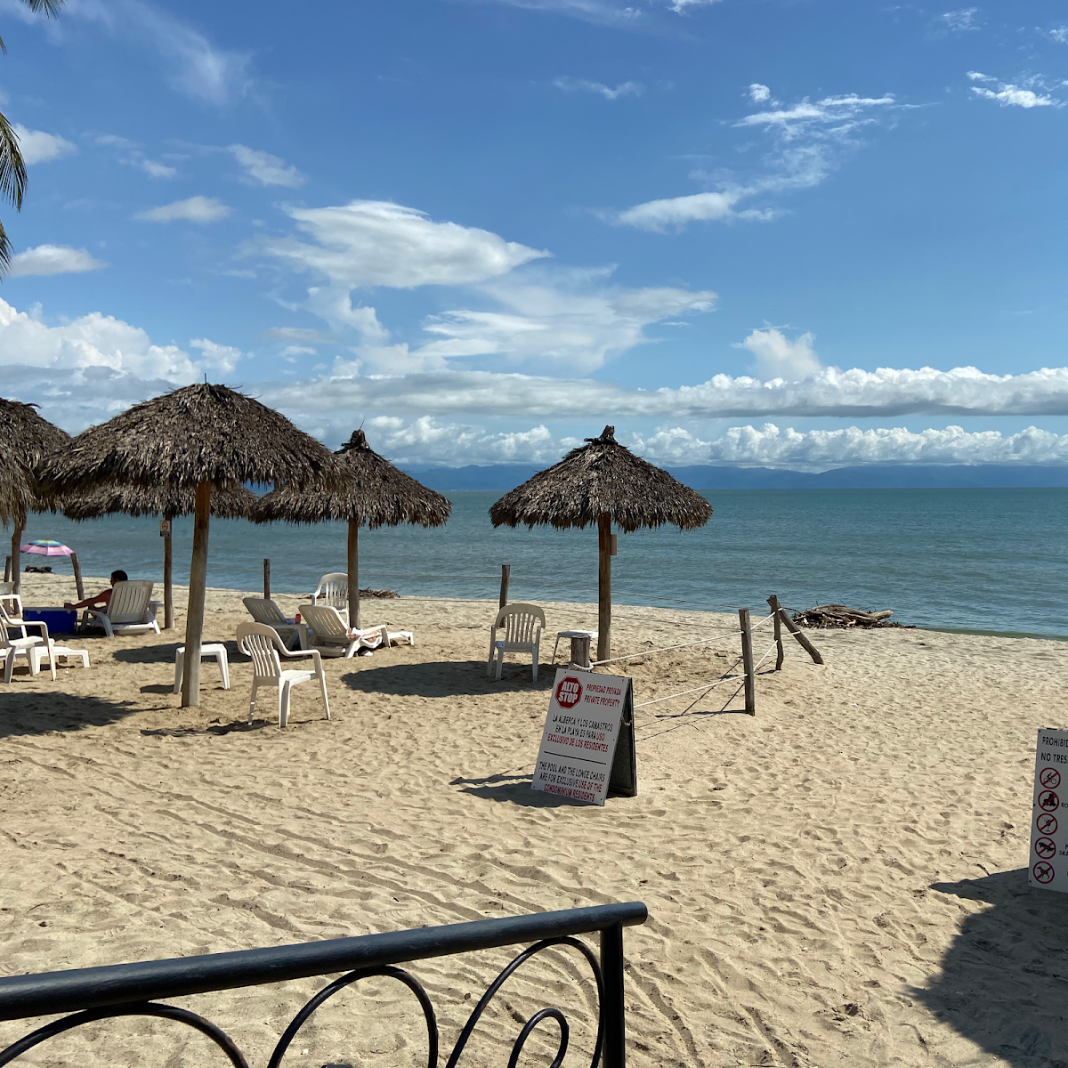 Suites Costa Dorada