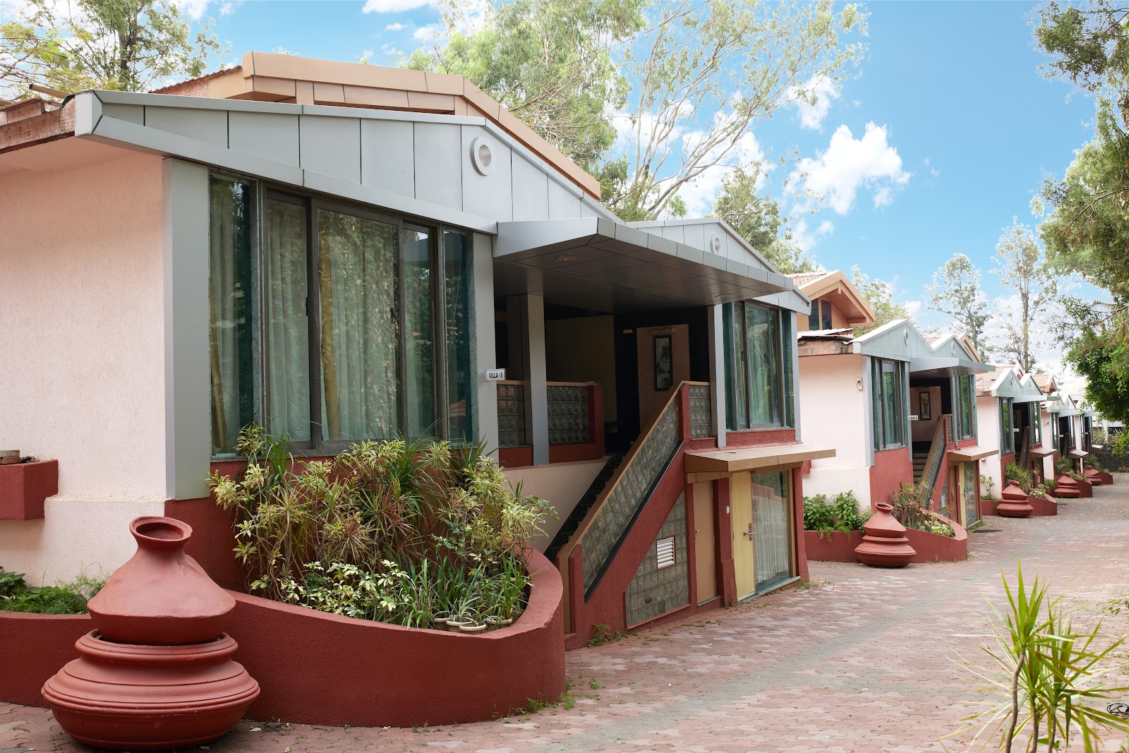 Summer Plaza Resort