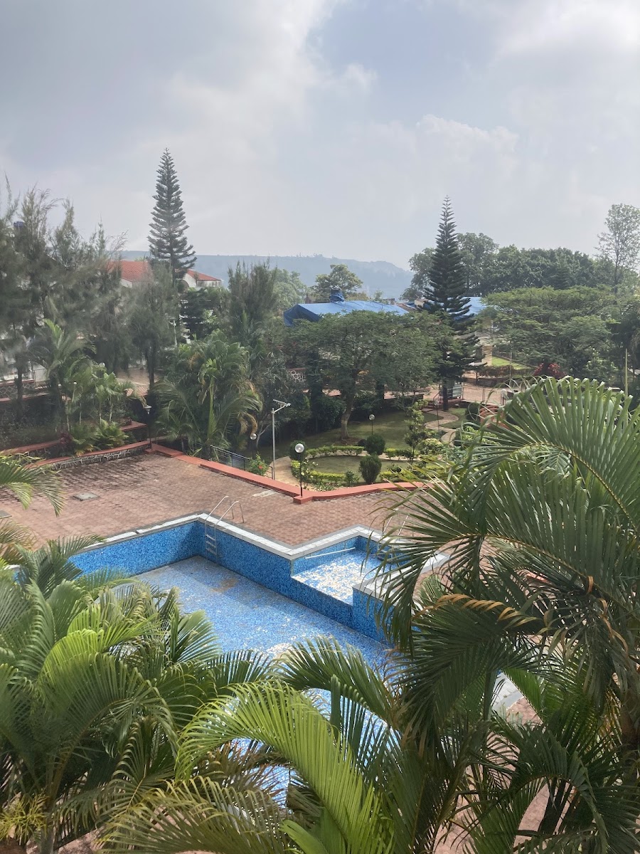 Summer Plaza Resort