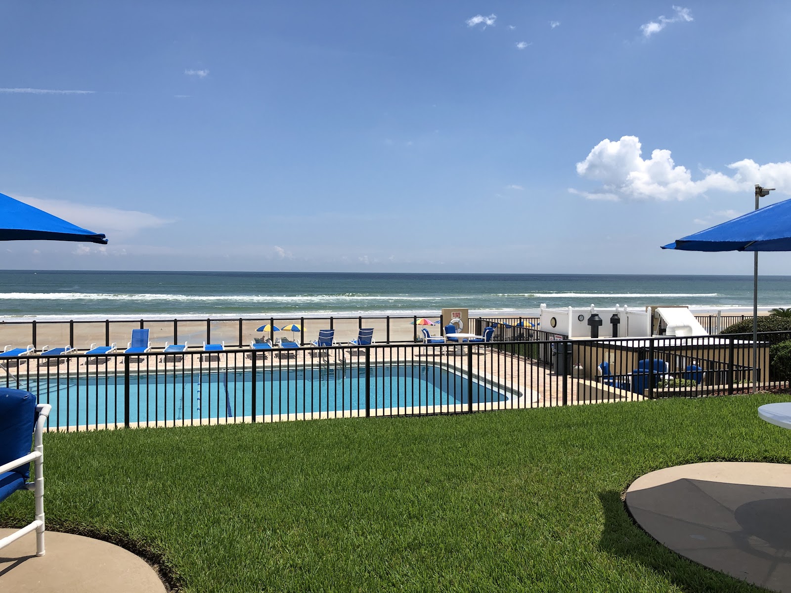 Sunrise Beach Club