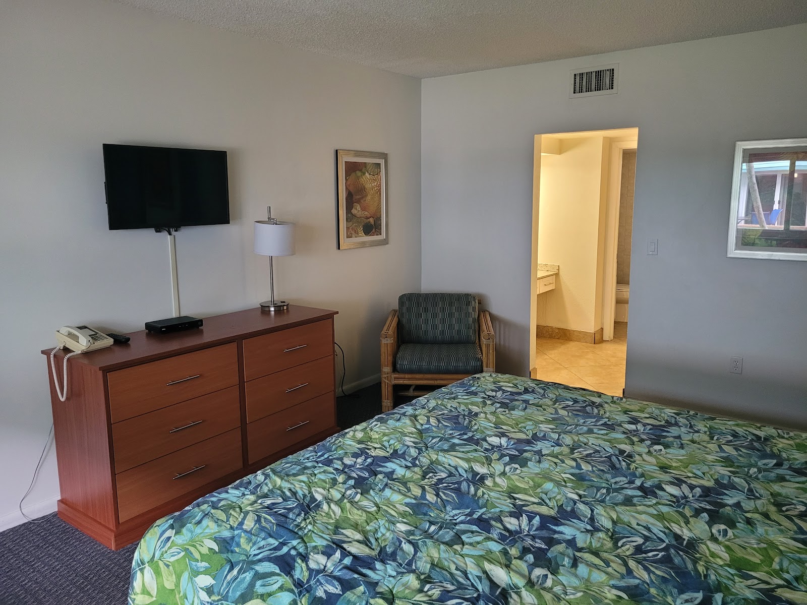 Surf Rider Resort