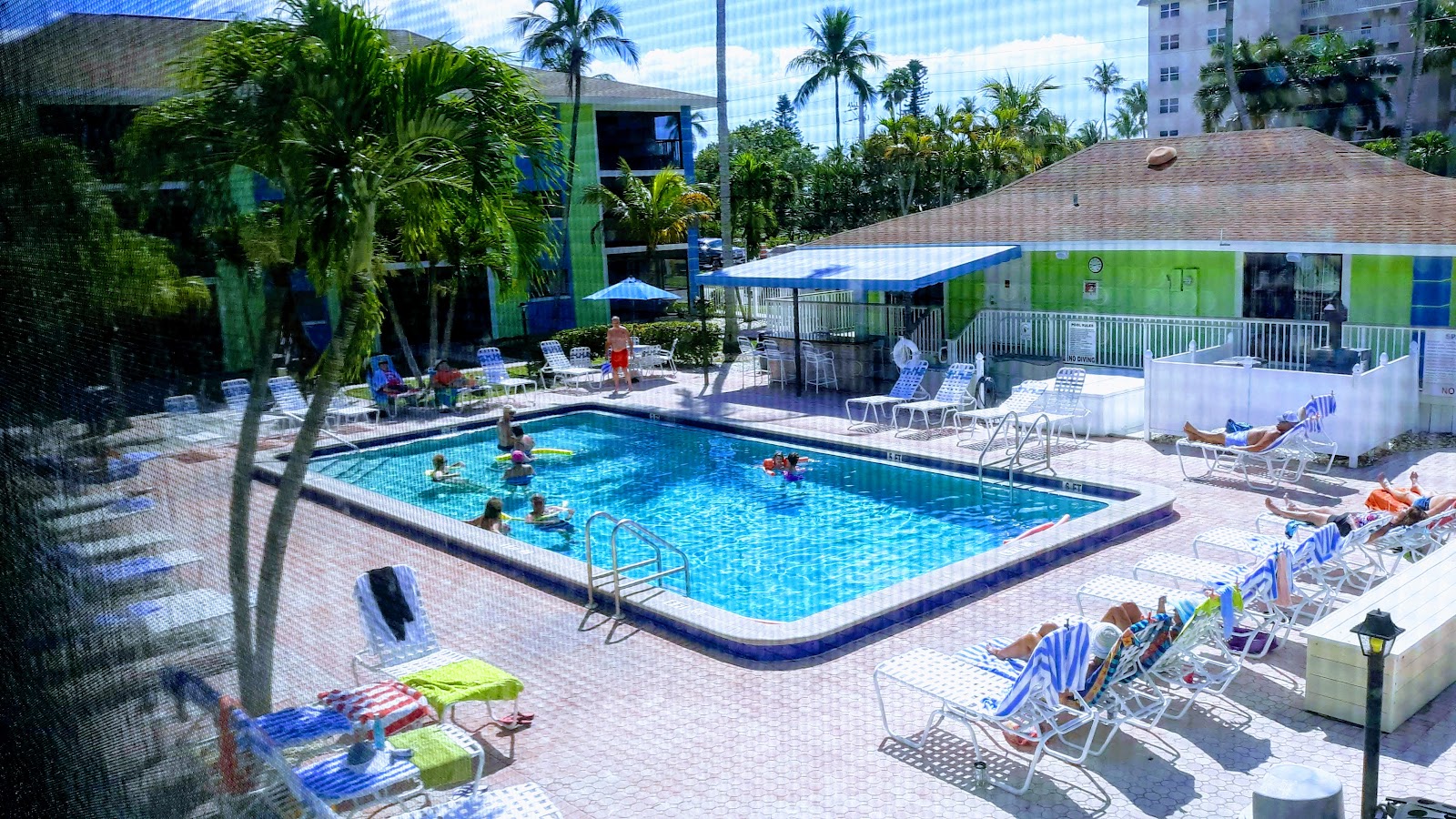 Tropical Sands Resort