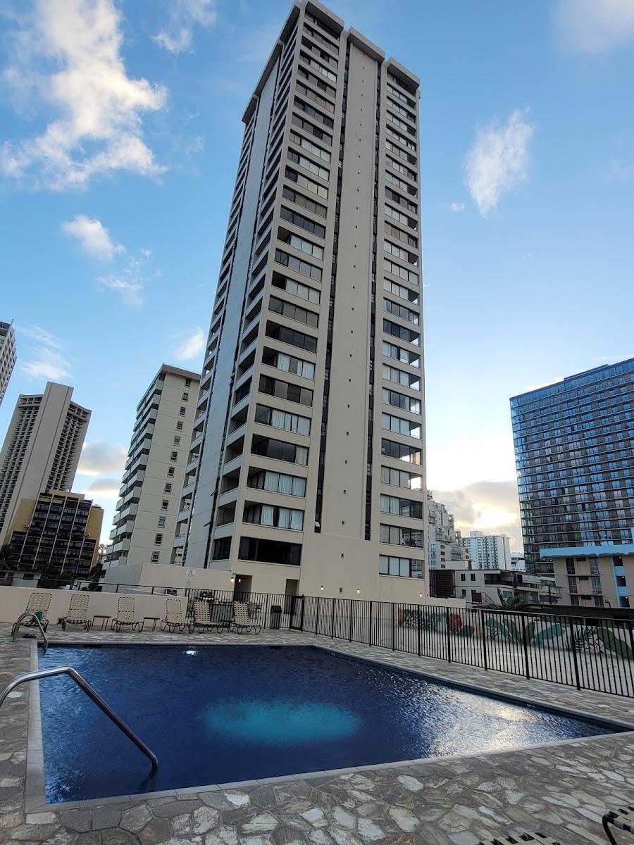 Vacation Internationale Waikiki Sky Towers Check-In Desk at Royal Kuhio