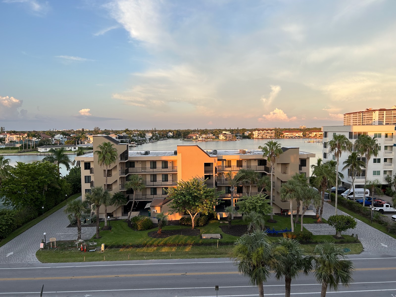 Vanderbilt Beach and Harbour Club