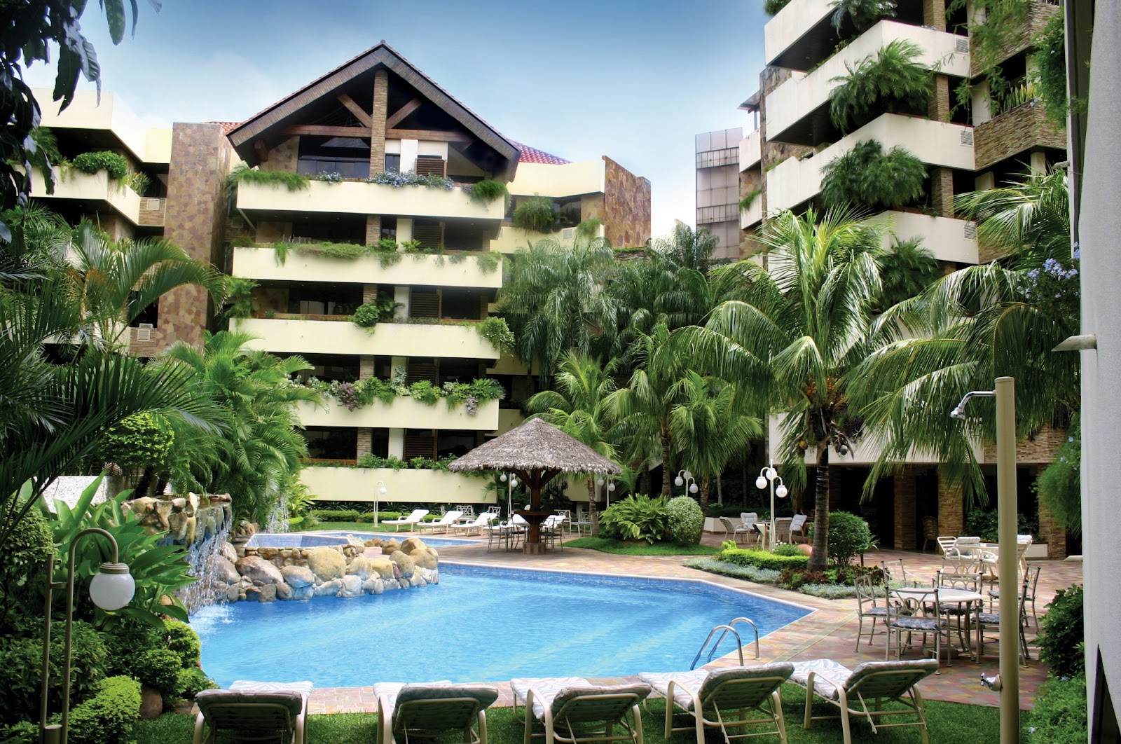 Yotaú All Suites Hotel