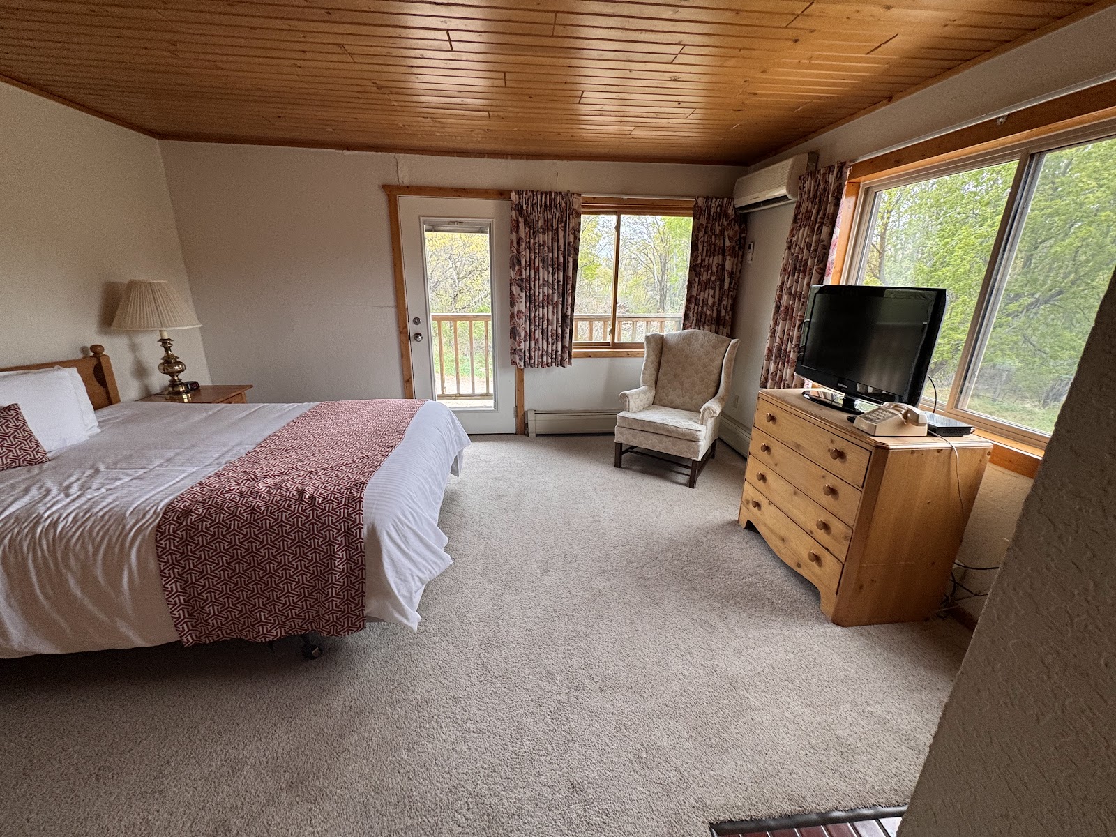 Breezy Center at Breezy Point Resort