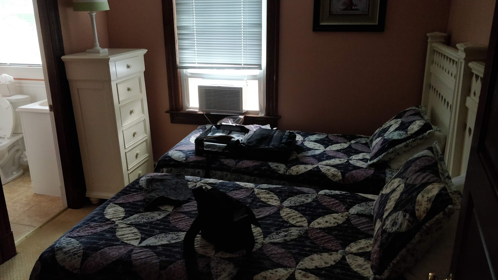 Hillcrest Condominiums