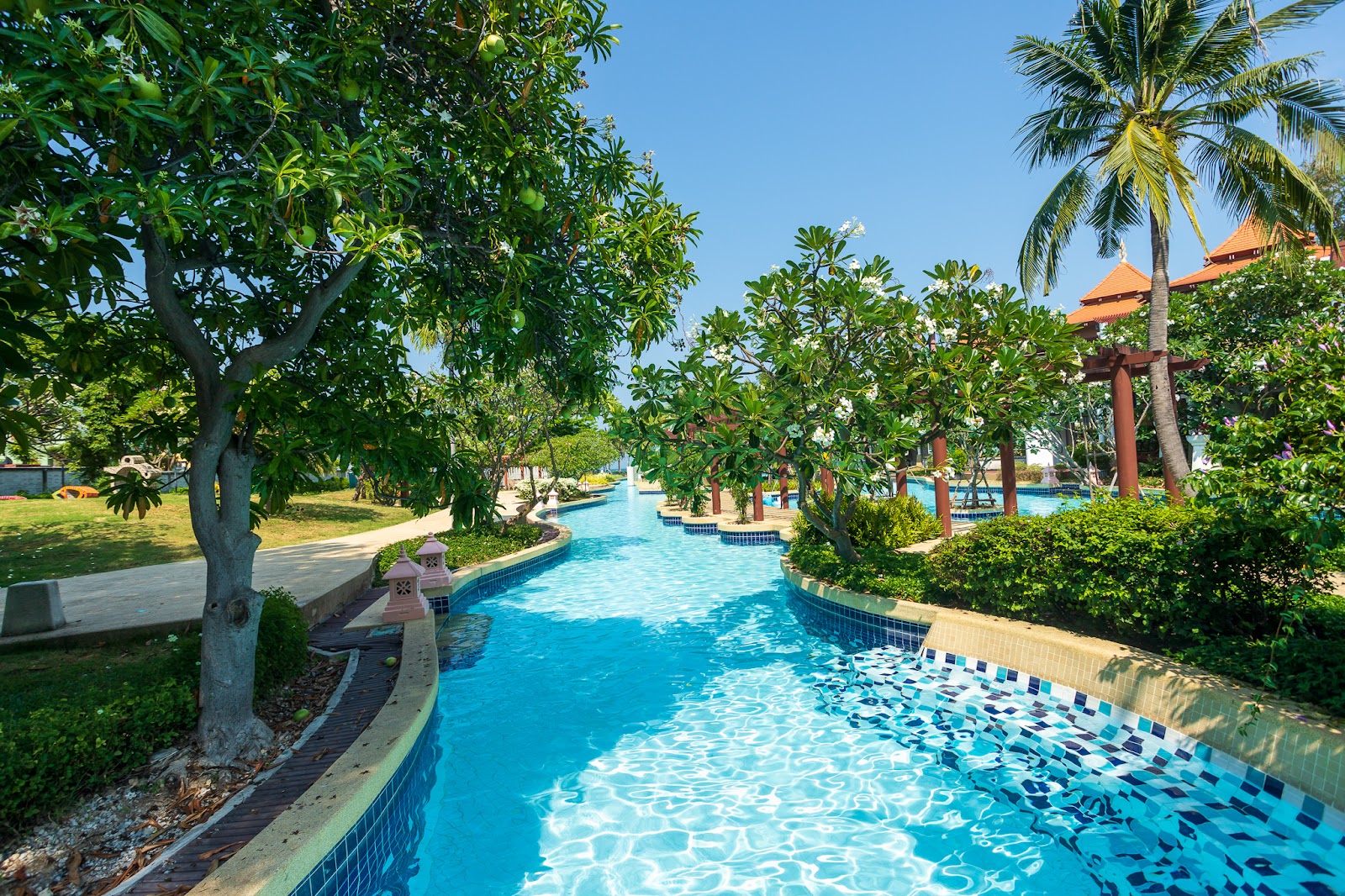 Lhc @ Boathouse Hua Hin