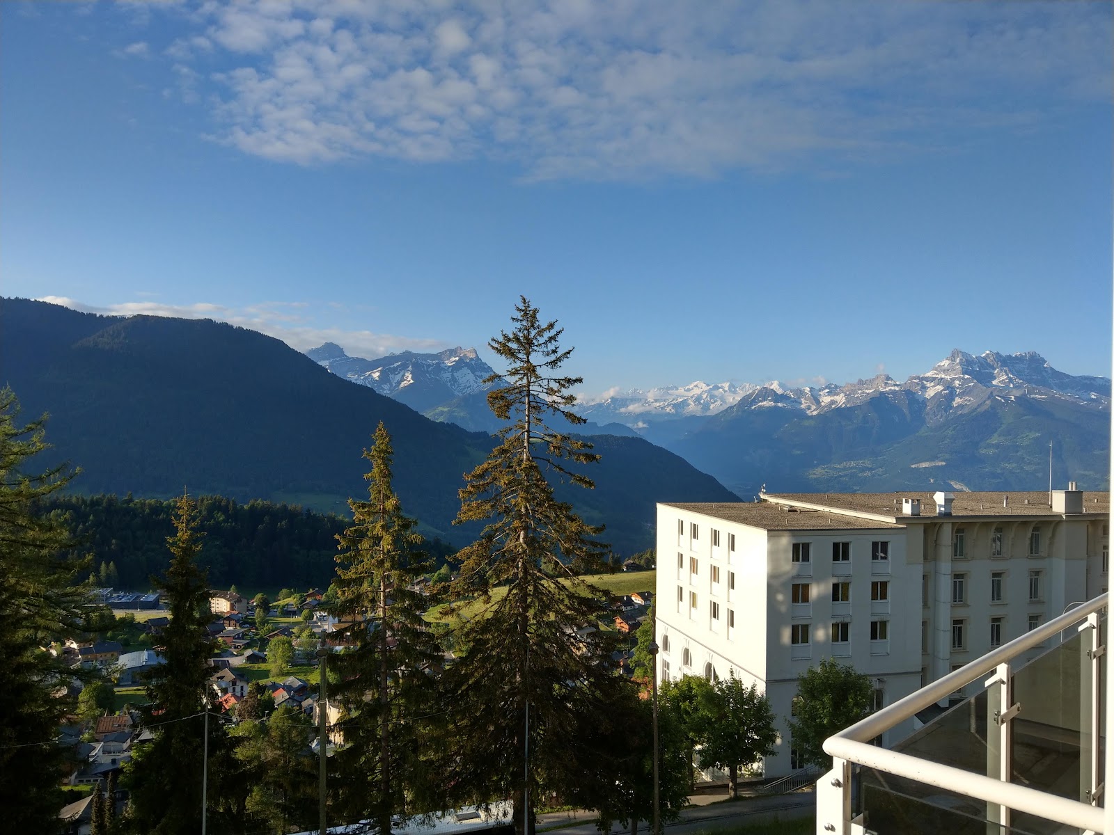 Residence Chamossaire - Switzerland