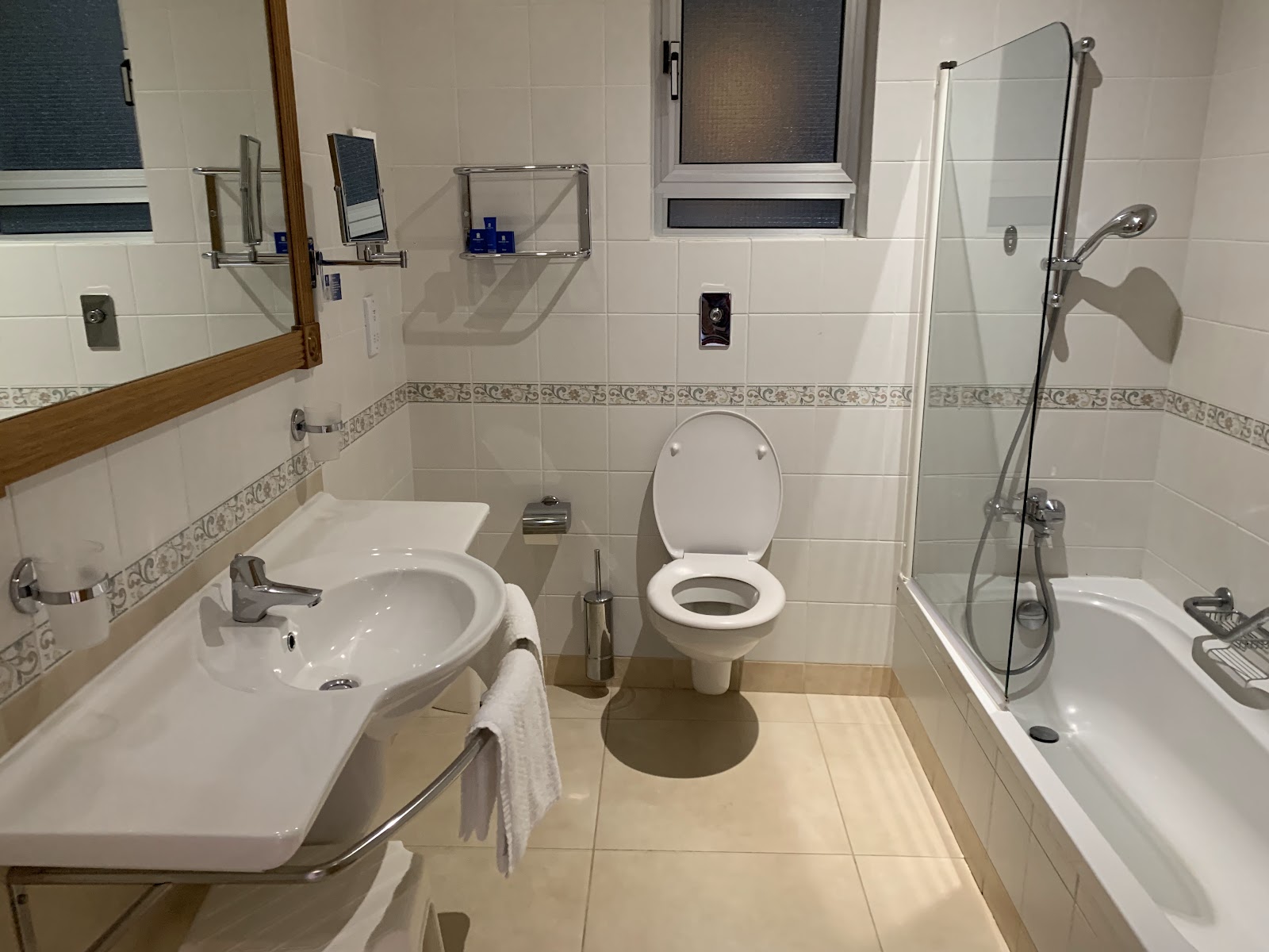 Baypoint Suites - Malta