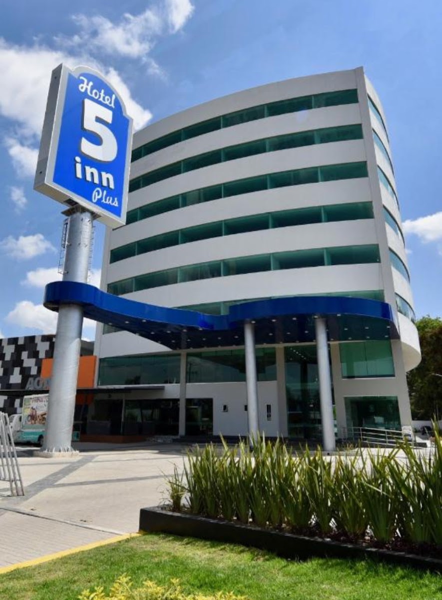 Hotel 5 Inn Plus