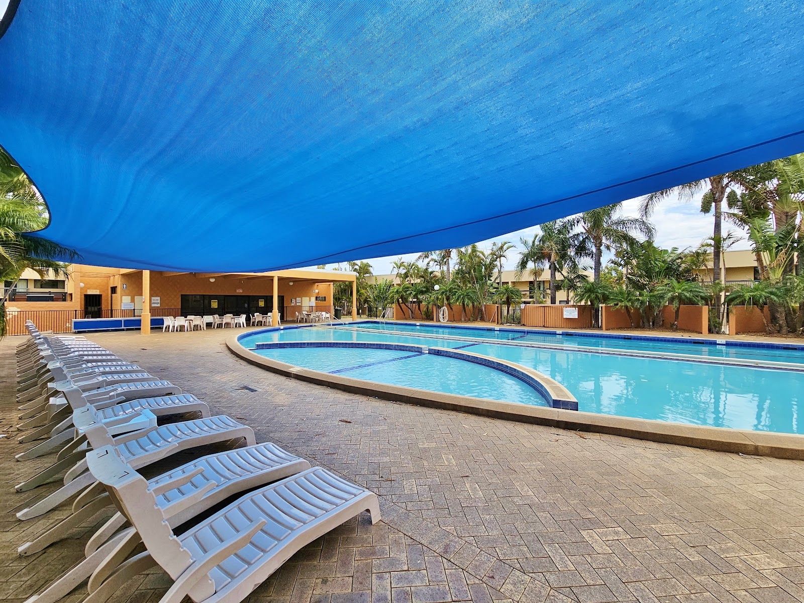Riverview Holiday Apartments Corner of Clotworthy And