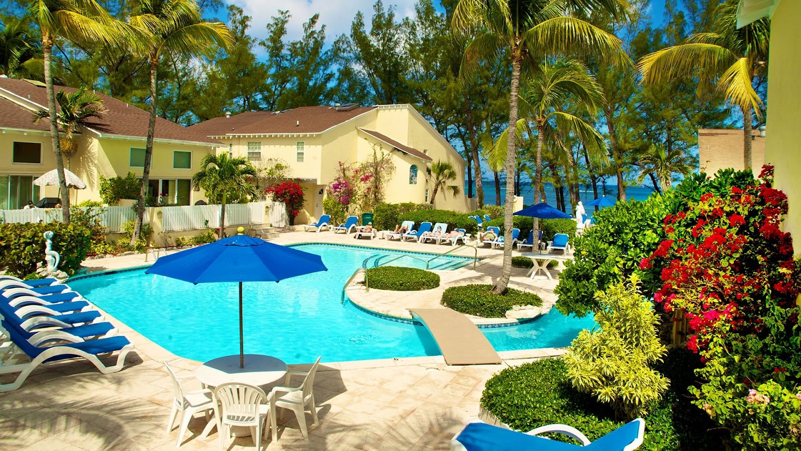 Sunrise Beach Club & Villas Paradise Island