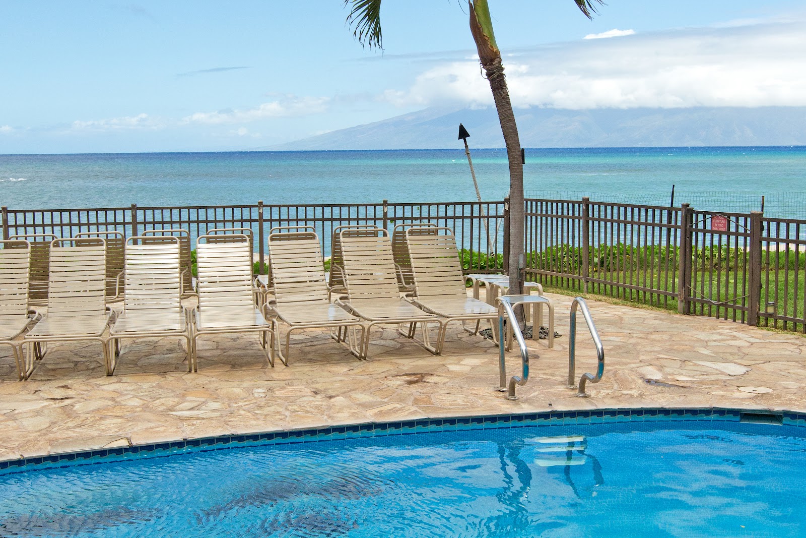 Vacation Internationale Hololani