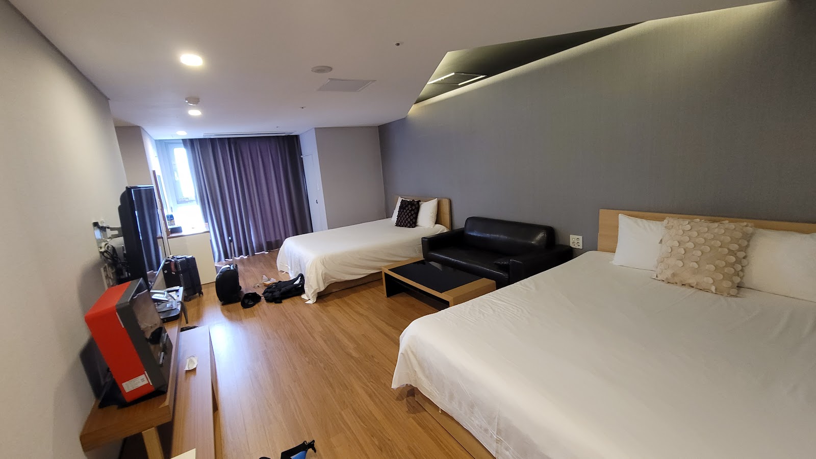 Vistacay Hotel III