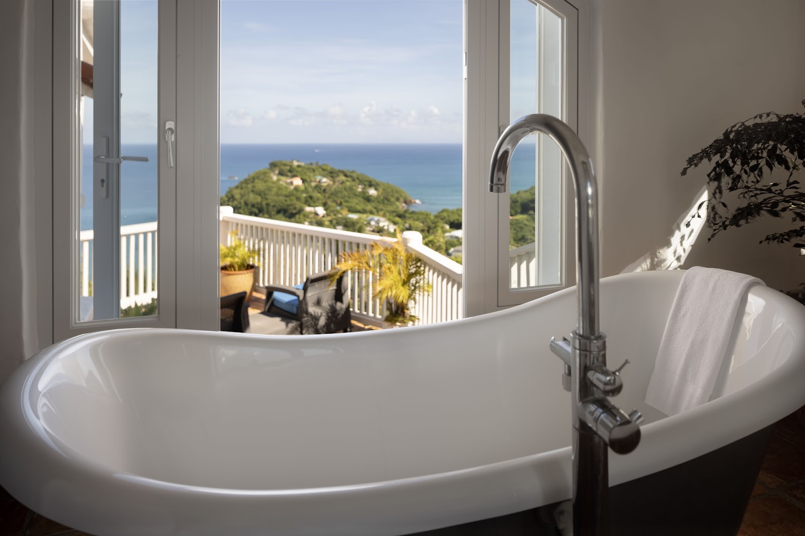 Windjammer Landing Villa