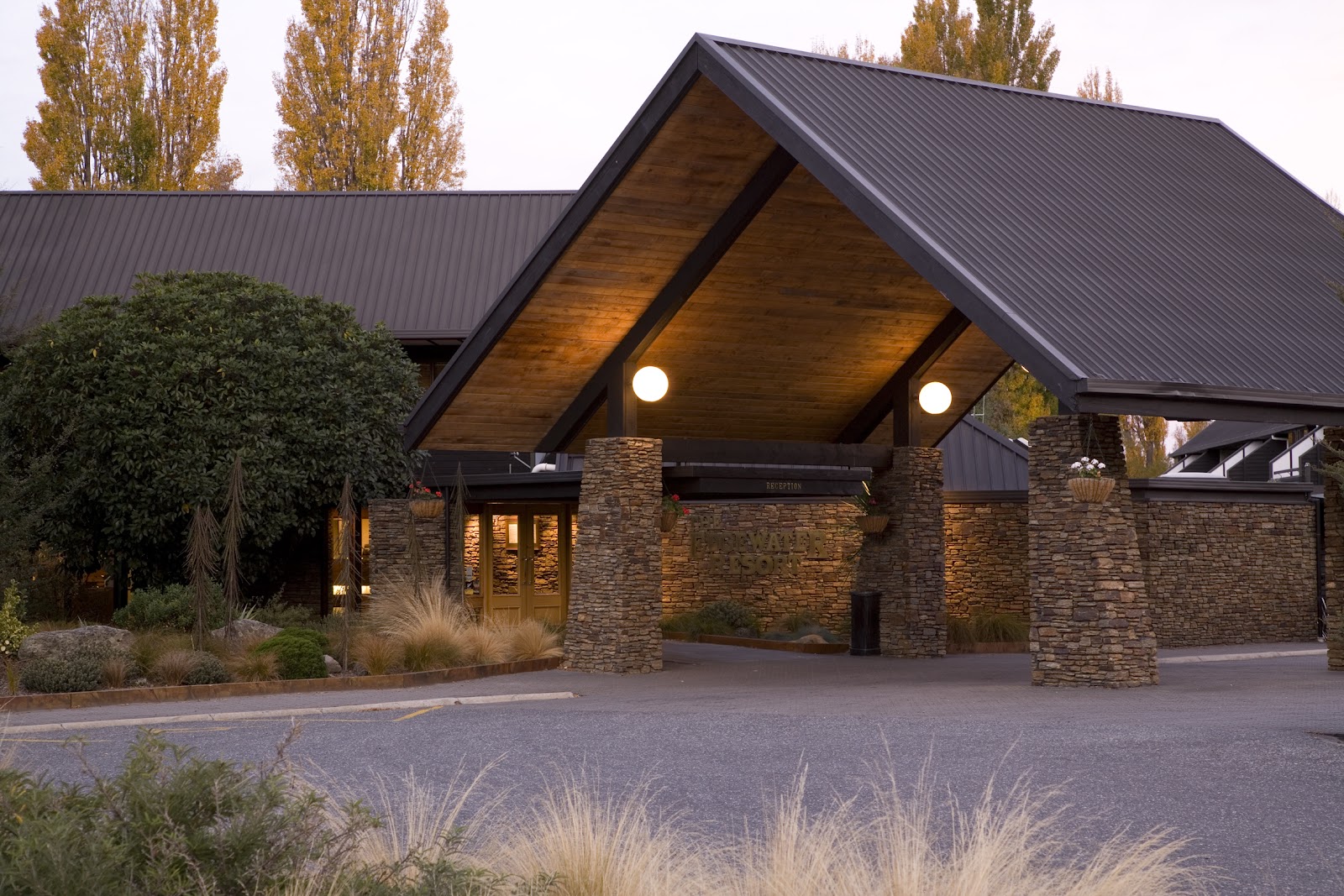 Edgewater Club