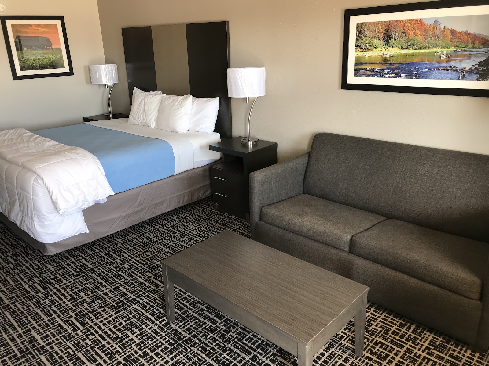 Wyndham Grand Lake