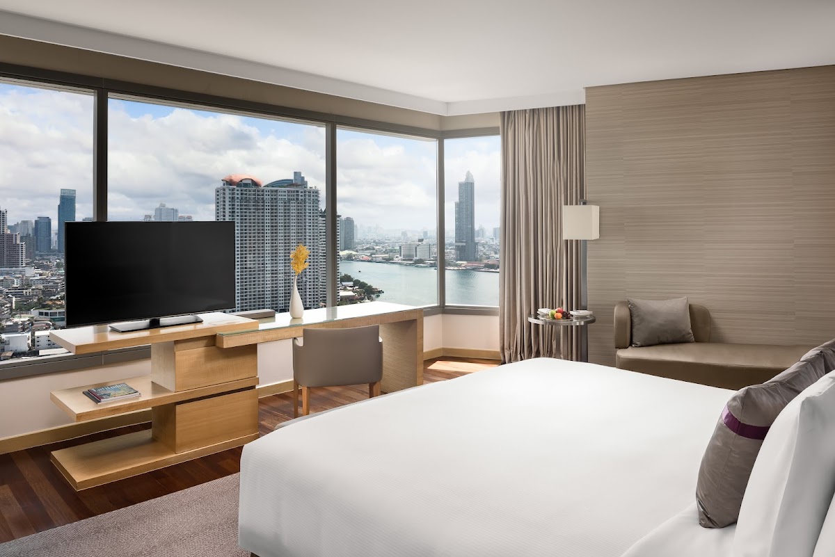 Avani Riverside Bangkok Hotel